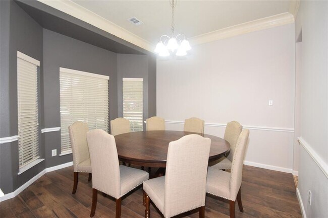 Foto del edificio - 24239 Yelverton Glen Dr