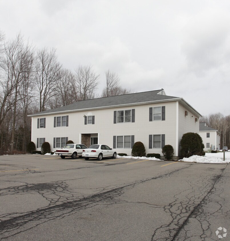 Building Photo - 916 Kings Rd