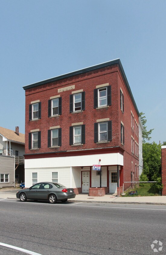 Building Photo - 222-224 Main St