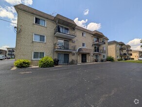 Building Photo - 7829 Rutherford Ave