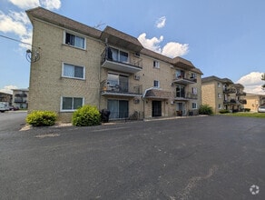 Building Photo - 7829 Rutherford Ave