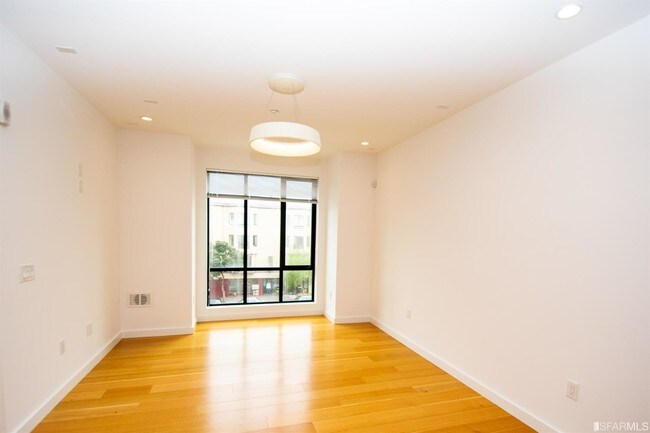 Foto del edificio - 4334 Geary Blvd