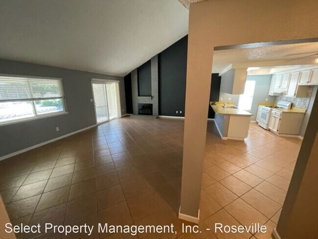 Building Photo - 3 br, 2 bath House - 1825 Vista Creek Dr.