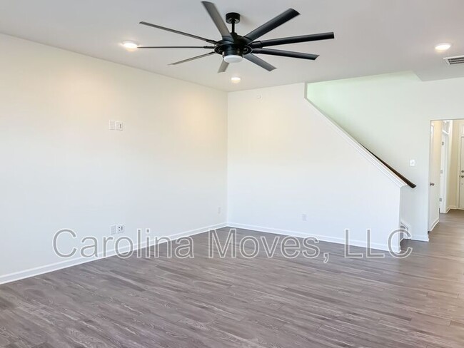 Building Photo - 7002 Haddington Dr