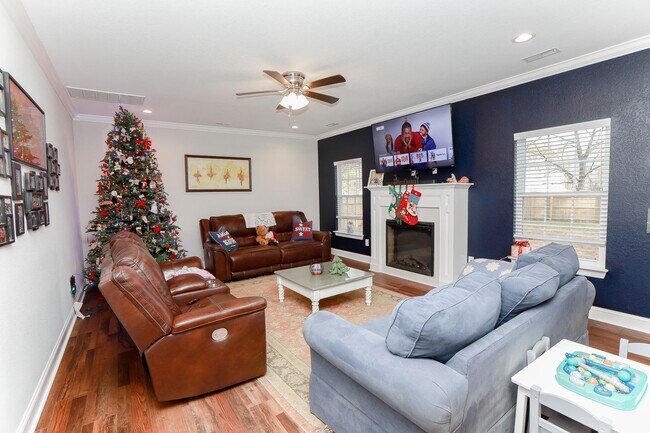 Foto del edificio - 16213 Muddy Cove Cir