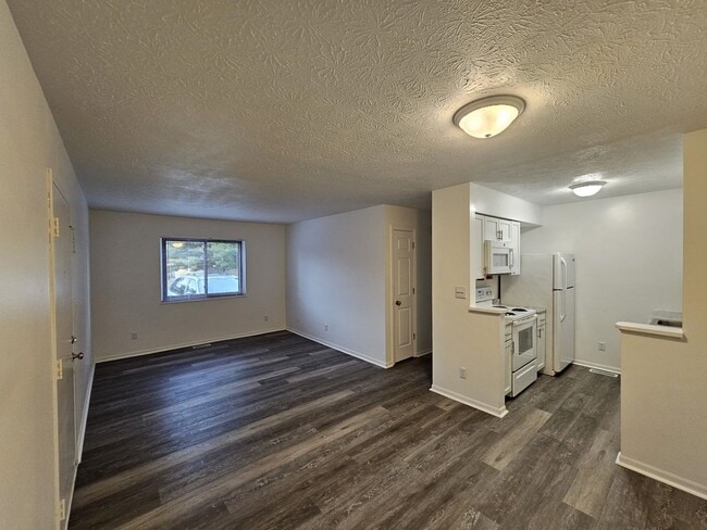 Interior Photo - Center Street Apartments