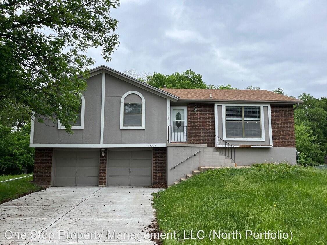 17311 E 51st Ct S, Independence, MO 64055 House Rental in
