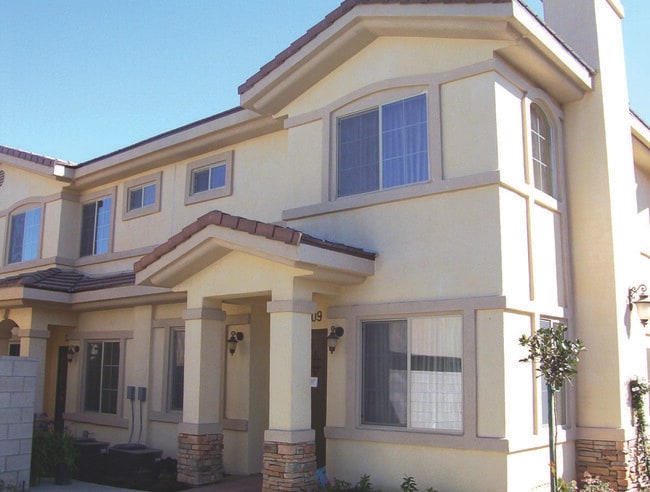 Building Photo - 13733 Ruther Ave