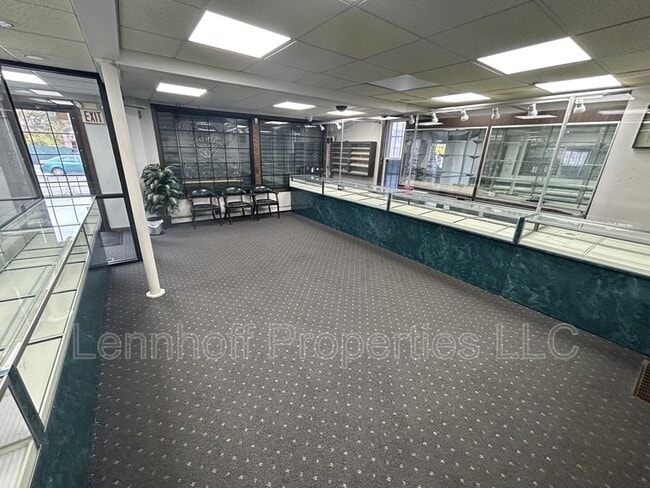 Photo - 692 Middlesex St Apartment