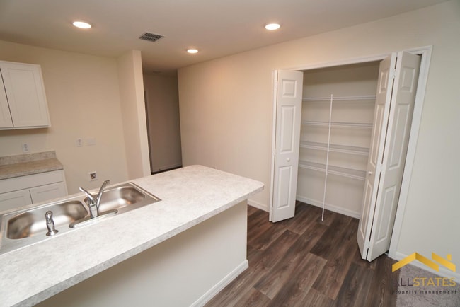 Foto del edificio - 15932 SW 34th Court Rd