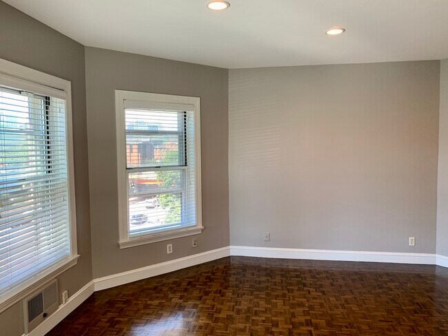 Building Photo - 416 Commonwealth Ave