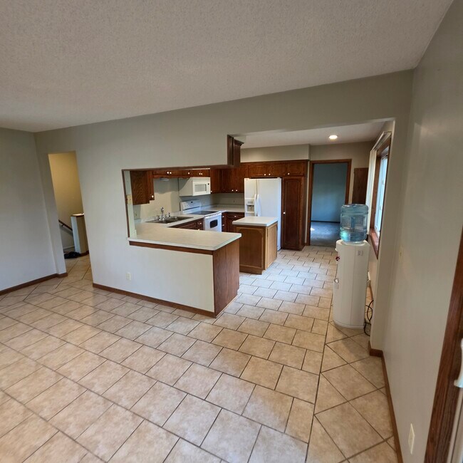 Foto del edificio - 2248 139th Ave NW