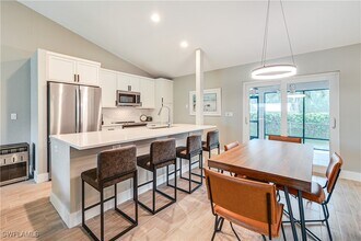 Building Photo - 4368 Mariner Rd