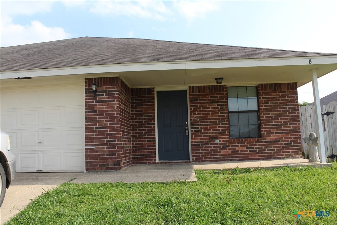Foto principal - 2706 Alma Dr