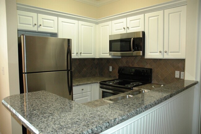 Foto del edificio - Available Fall 2026! Cottage Style 2 Bed/2...