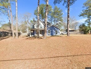 Building Photo - 300 Chickasaw Rd