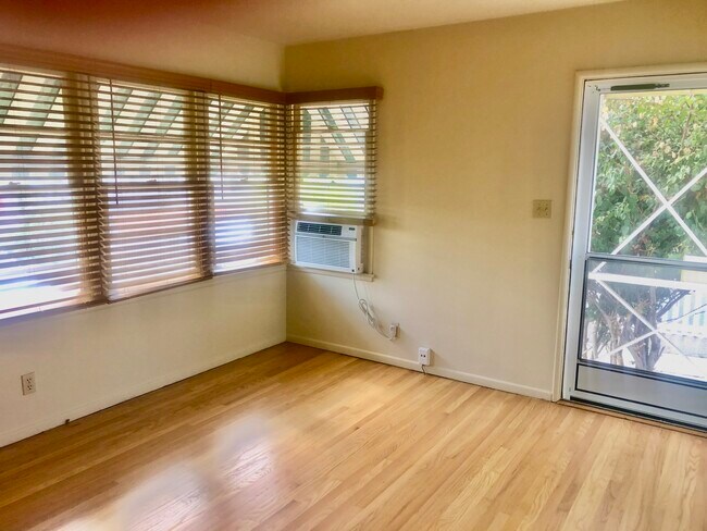 Foto del edificio - 2508 1/2 Hermosa Ave