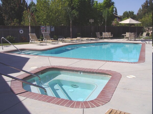 Foto del edificio - Maple Estates Apartments