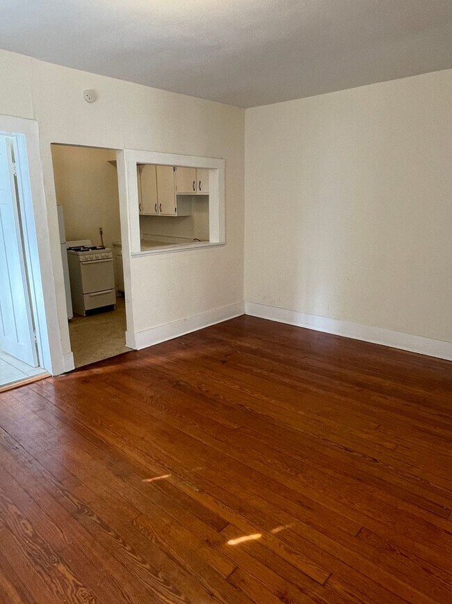 Foto del edificio - 1BD/1BA Uptown!
