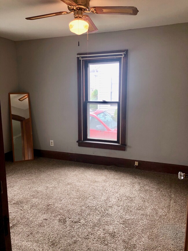 Foto del edificio - 1432 Lakeview Ave