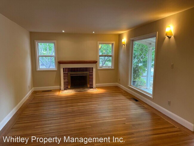 Building Photo - 4 br, 3 bath House - 535 Central Ave