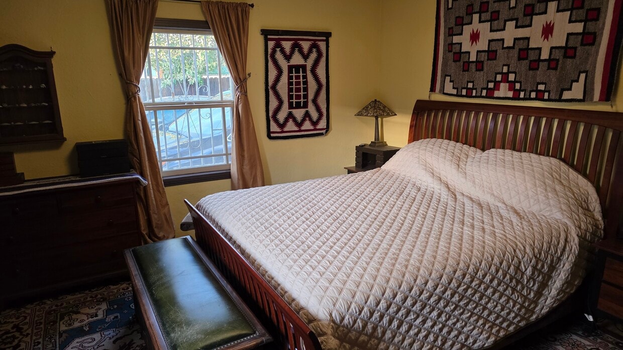 Dormitorio principal - 1415 W 49th St