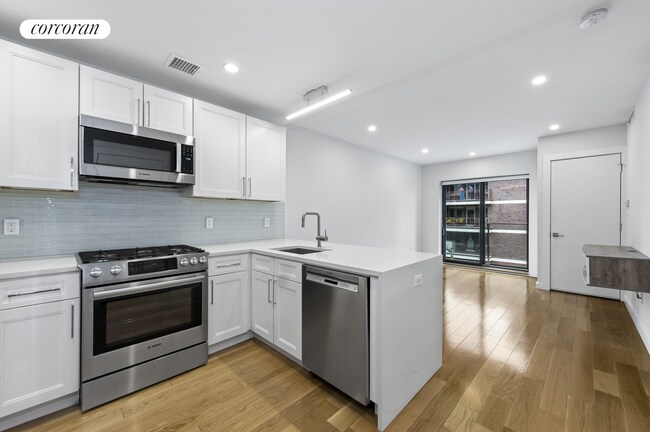 Foto del edificio - 21-17 31st Ave