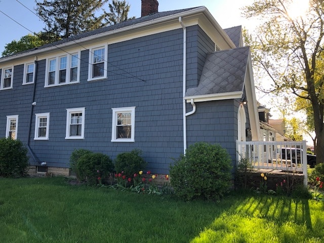 3-unit home with apartment for rent - 2701 E Saginaw St