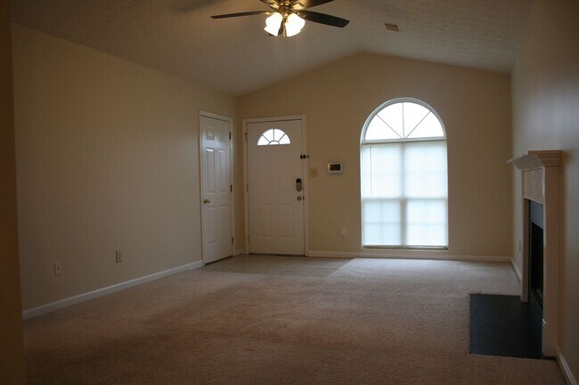 Foto del edificio - Woodhill Ranch     250604