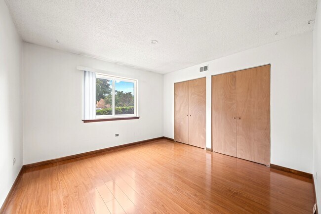 Foto del edificio - 1472 Carol Ct