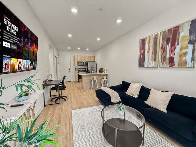 Foto del edificio - 2400 E Huntingdon St