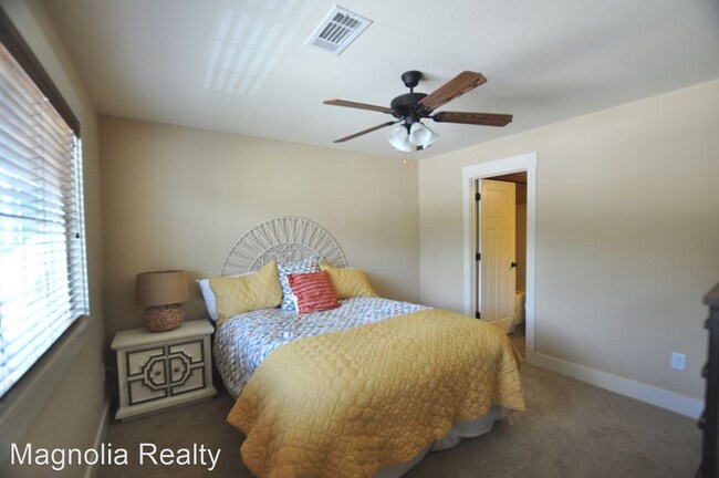 Building Photo - 3 br, 3.5 bath House - 433 Breckenridge Ct.