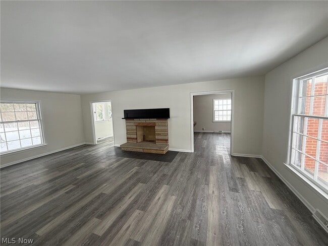 Foto del edificio - 22350 S Woodland Rd