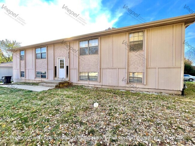 Foto del edificio - 2705 NW 5th St