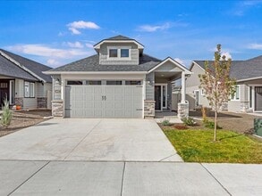 Building Photo - 3447 S Garibaldi Pl