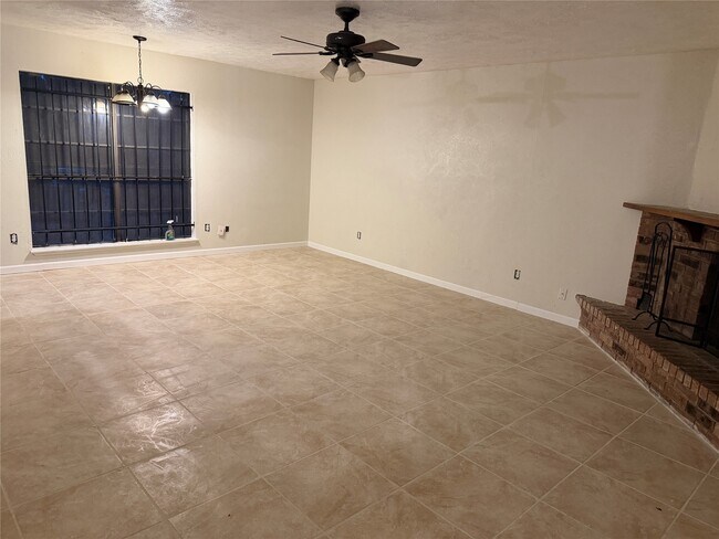 Foto del edificio - 4915 Porter Ridge Dr