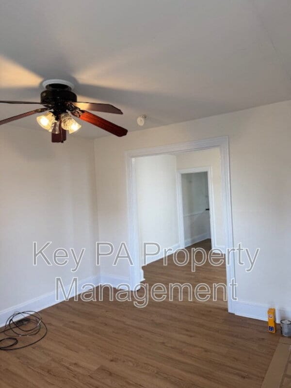 Building Photo - 611 Hodgson St