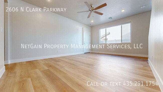 Building Photo - 2606 N Clark Pkwy