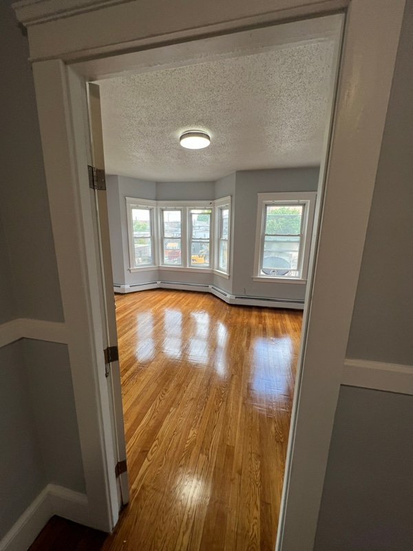 Photo - 49 Central St Apartment