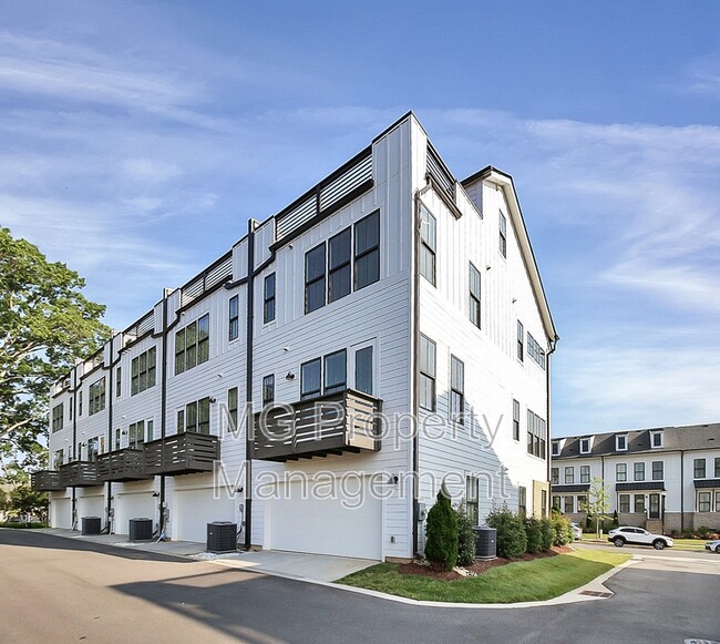 Foto del edificio - 11935 Fiddlers Roof Ln