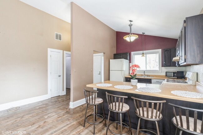 Building Photo - 5513 Winding Creek Dr