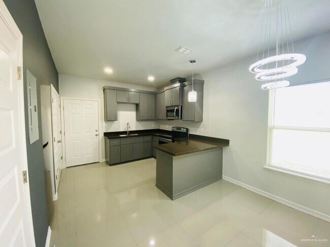 Building Photo - 2103 Taxco Ct