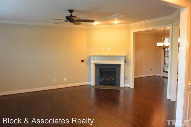 Building Photo - 4 br, 3.5 bath House - 2112 Yates Store Road