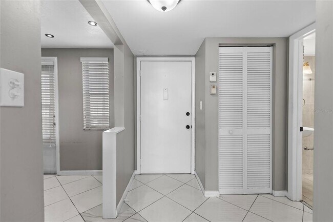 Foto del edificio - 1893 S Ocean Dr