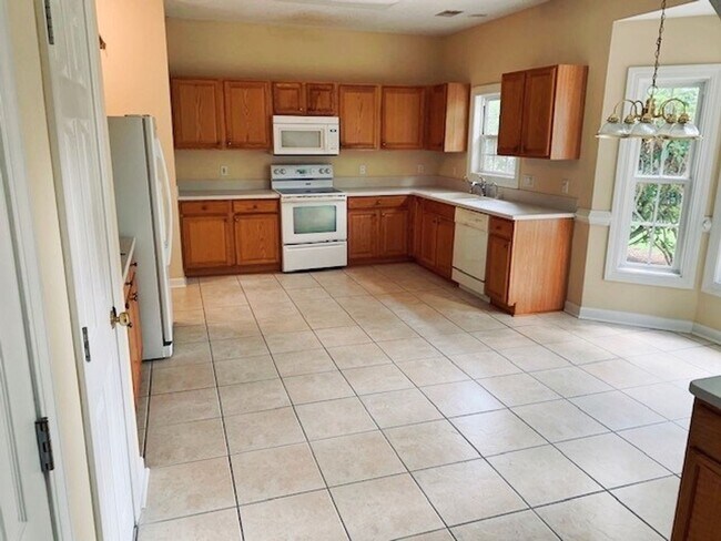 Foto del edificio - Location: Beautiful 3 bedroom, 2.5 bathroo...