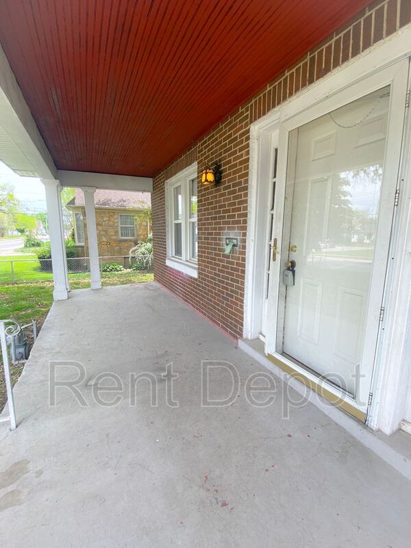 741 E Riverside Dr, Evansville, IN 47713 House Rental in Evansville