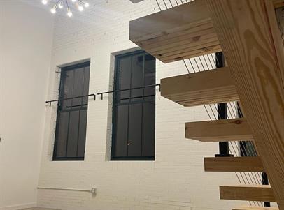 Foto del edificio - 1119 N Summit St