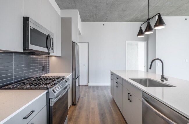 Foto del edificio - 1112 W Carroll Ave