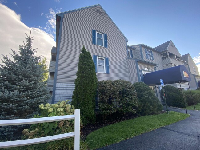 Building Photo - 131 Eastern Ave