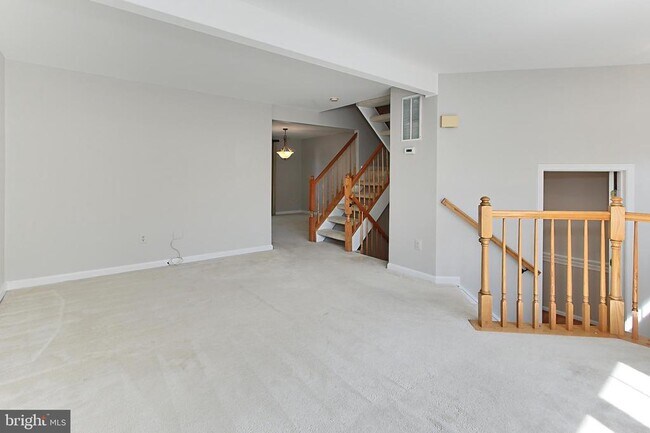 Building Photo - 5712 Croatan Ct